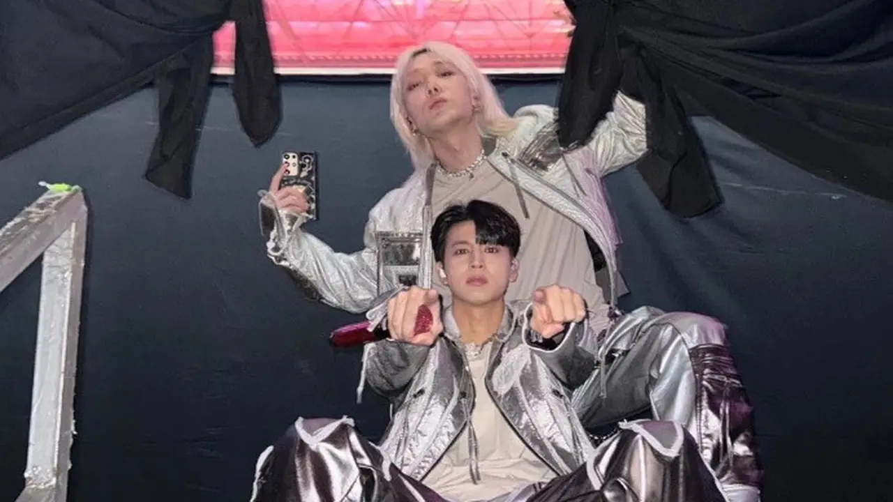 Bobby dan Yunhyeong iKON