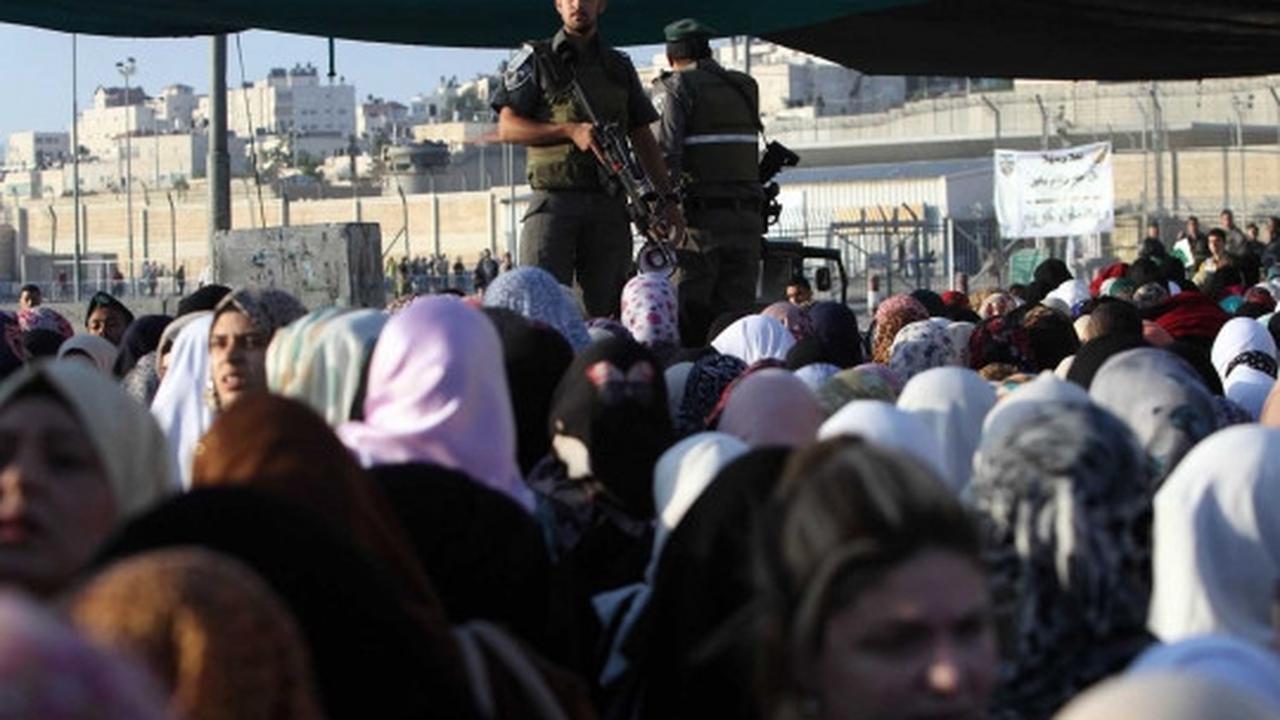 Potret perjuangan warga Palestina demi beribadah ke Masjid Al-Aqsa