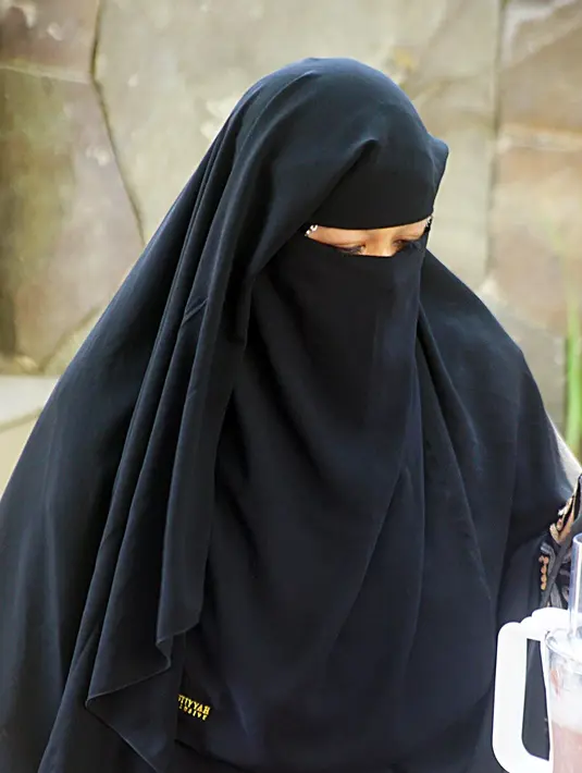 Pemakaman Istri Opick