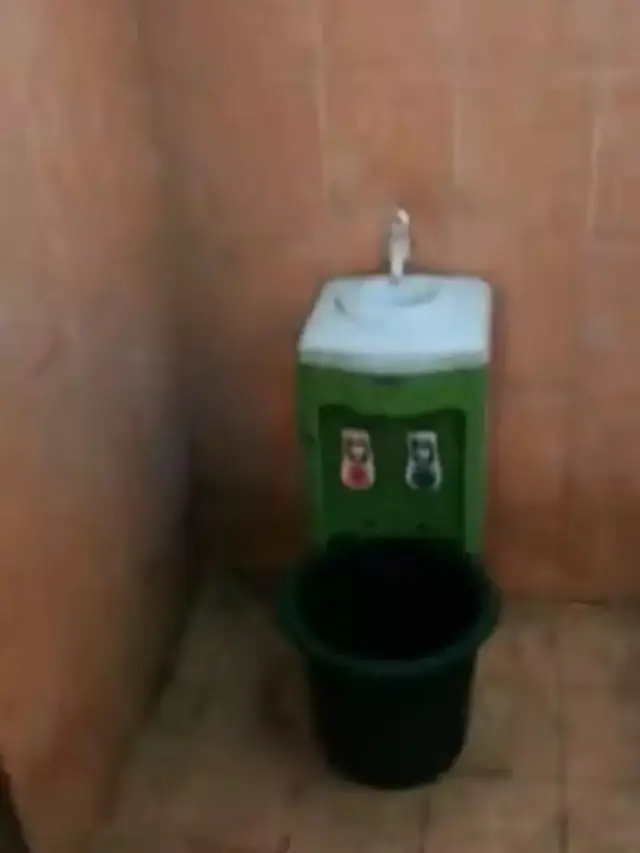 7 Potret Alih Fungsi Dispenser Nyeleneh, Jadi Aquarium Hingga Kotak CPU