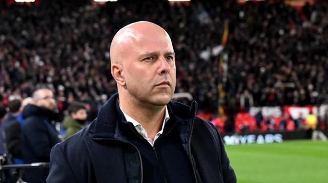 Arne Slot, pelatih Liverpool, setelah pertandingan&nbsp;melawan PSG di leg kedua babak 16 besar Liga Champions di Anfield, Rabu dini hari WIB (12-3-2025). (Bola.com/liverpoolfc.com)