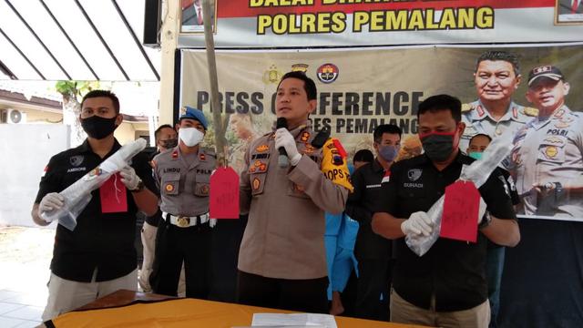 Polres Pemalang mengungkap kasus pembunuhan yang diduga dilakukan oleh menantu korban. (Foto: Liputan6.com/Polres Pemalang/.Muhamad Ridlo)