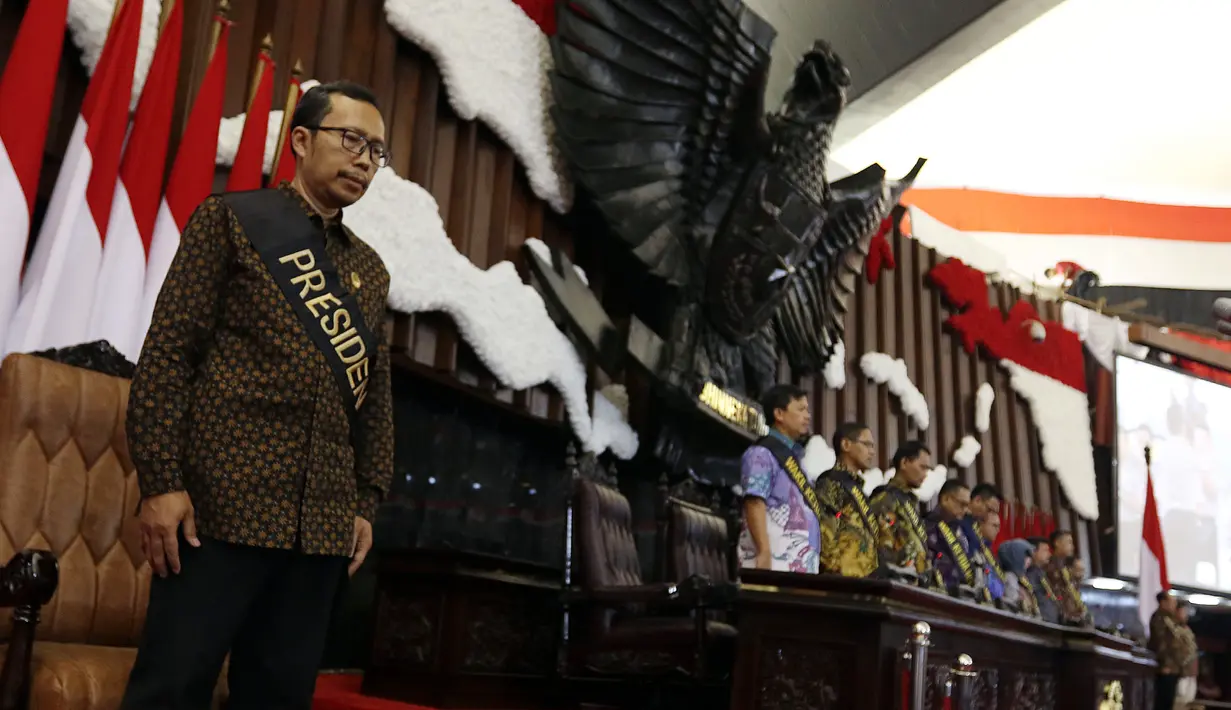Geladi kotor pelantikan Presiden dan Wakil Presiden terpilih Joko Widodo dan Ma'ruf Amin di Kompleks Parlemen, Senayan, Jakarta Jumat (18/10/2019). Persiapan pelantikan mulai dari sarana prasarana, pengamanan, sumber daya manusia, dan publikasi sudah disiapkan. (Liputan6.com/JohanTallo)
