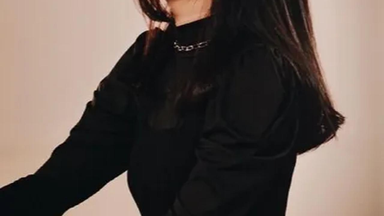 <i>Long Hair</i> Hitam Pekat Bak Putri Kerajaan<br>