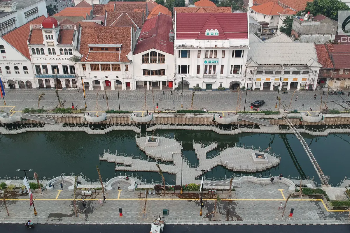 Menikmati Keindahan Pedestrian Kali Besar di Kota Tua Jakarta