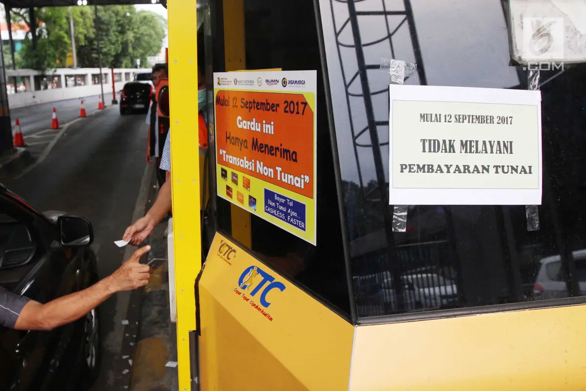 Penerapan Transasksi e-toll di Seluruh Gerbang Tol Dibagi Dua Periode