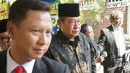 Presiden ke-6 RI Susilo Bambang Yudhoyono tiba di rumah duka Presiden ke-3 RI BJ Habibie di Kuningan, Jakarta, Kamis (12/9/2019). Kedatangan SBY yang didampingi kedua anaknya, AHY dan Ibas, serta menantunya Annisa Pohan, untuk menyampaikan belasungkawa. (Liputan6.com/Immanuel Antonius)