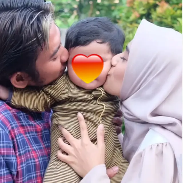Gugat Cerai, Ini 6 Potret Keluarga Kecil Rizki DA dan Nadya Mustika Rahayu