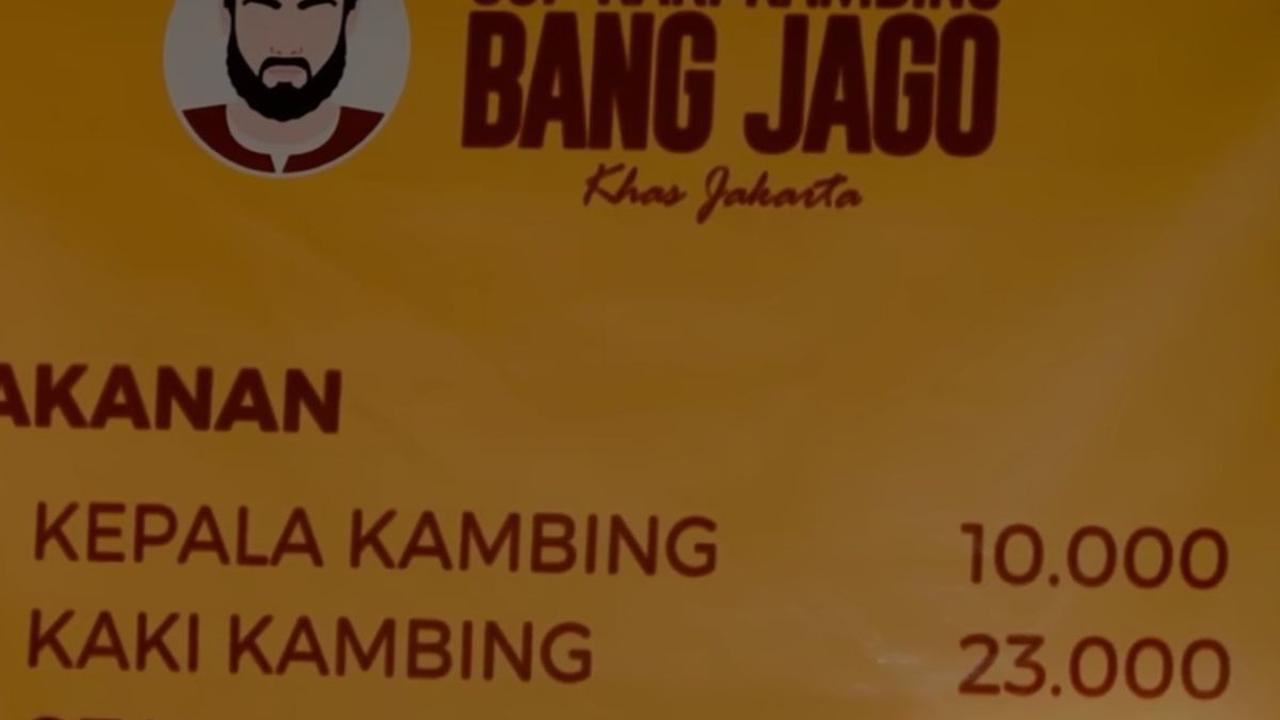 Iskandar kemudian melebarkan sayap bisnisnya ke bisnis sop kaki kambing Bang Jago.