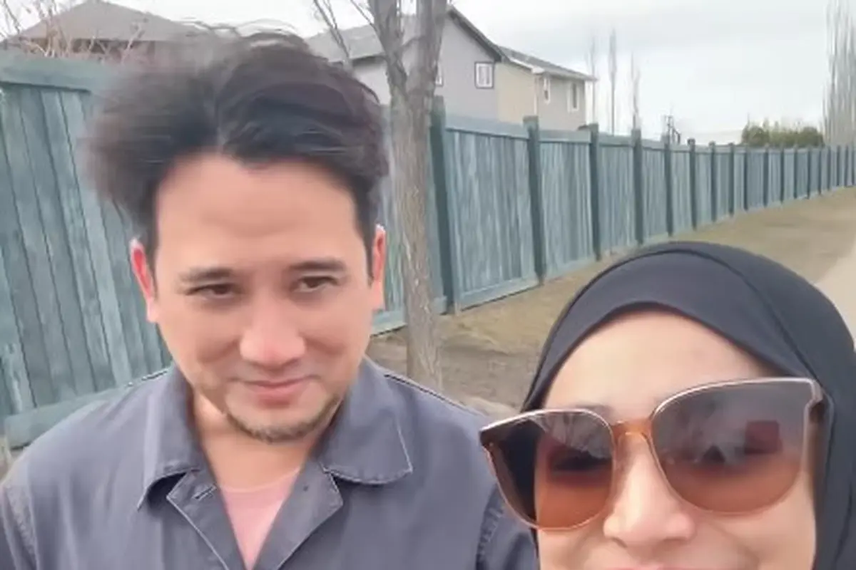Cindy Fatikasari dan keluarga di Kanada (Instagram/cindyfatikasari18)