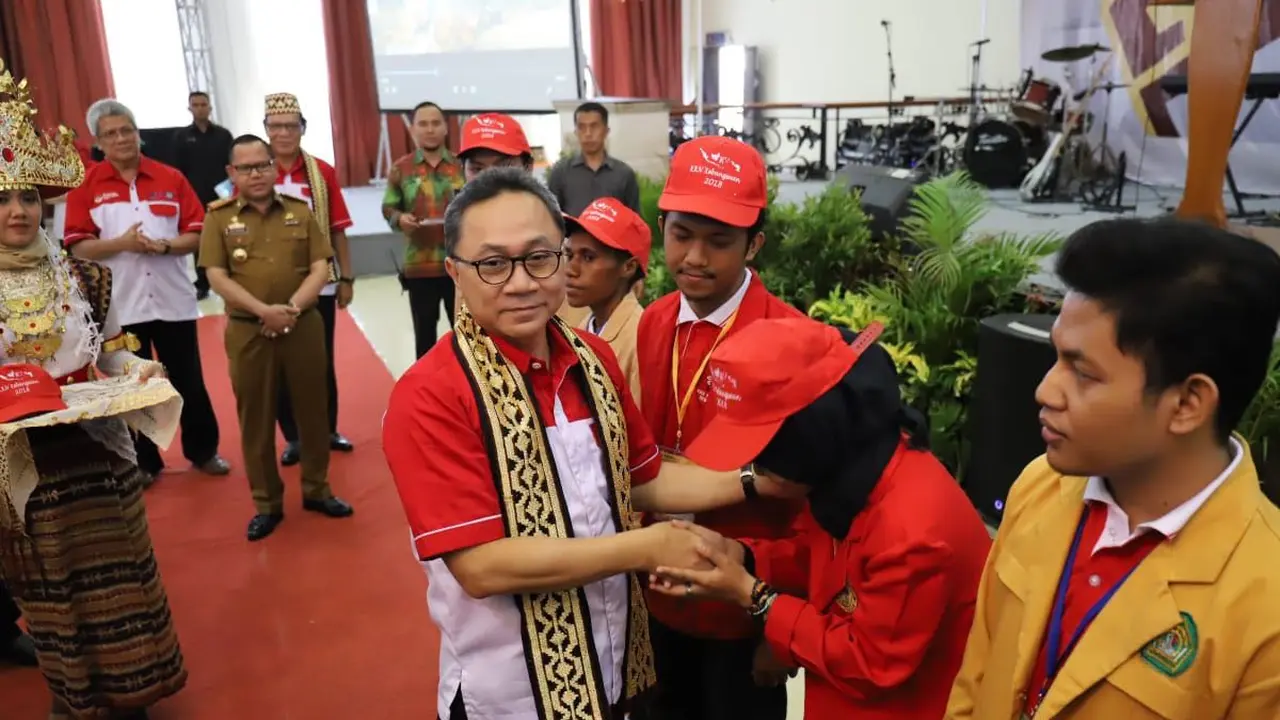 Ketua MPR Zulkifli Hasan membuka pelaksanaan Kuliah Kerja Nyata (KKN) Kebangsaan di Universitas Lampung, Senin (23/7/2018). (Istimewa)