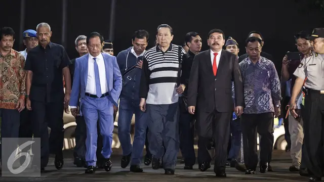 20160421- Samadikun Hartono Tiba di Halim Perdana Kusuma-Jakarta- Faizal Fanani