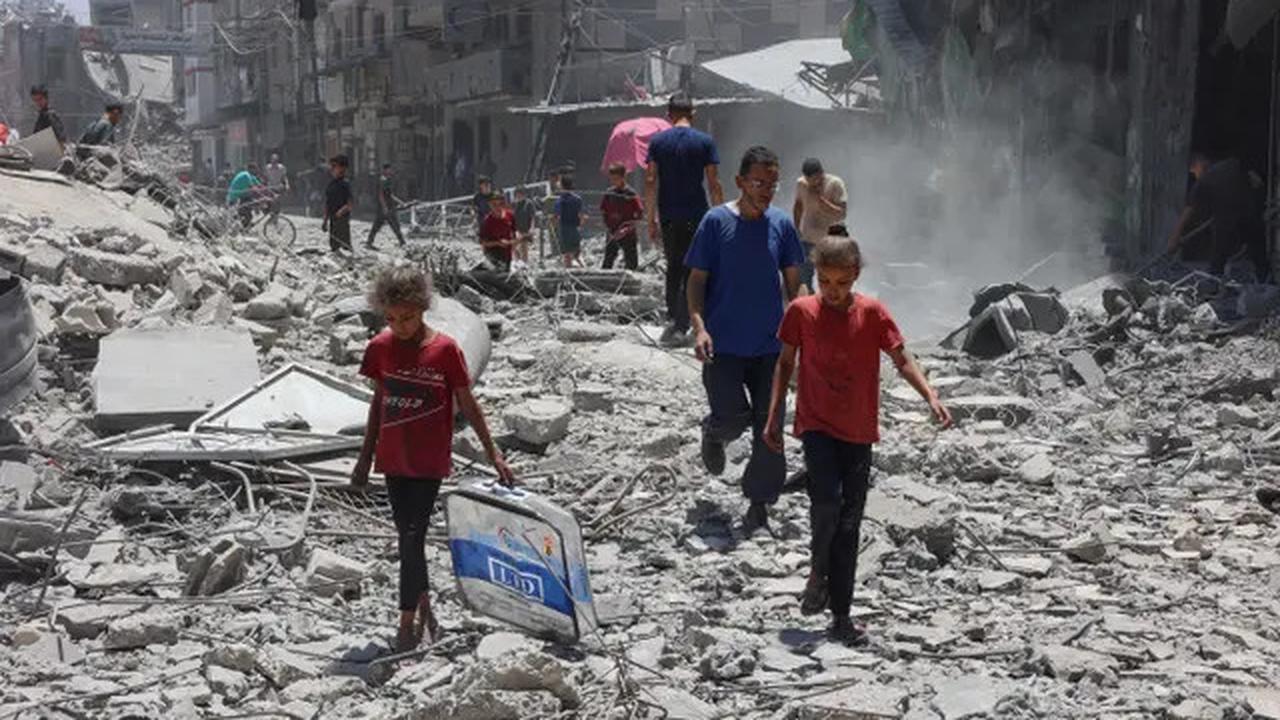 Israel Serang Satu-satunya Gereja Katolik di Gaza, Sejumlah Orang Terluka