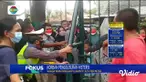Simak informasi terkini dalam Fokus Pagi dengan pilihan topik sebagai berikut, Gedung Sekolah Ludes Terbakar, Warga Nekat Seberangi Sungai, Vaksinasi Covid-19 Ricuh, Presiden Resmikan Tol dan Sodetan di Kaltim.