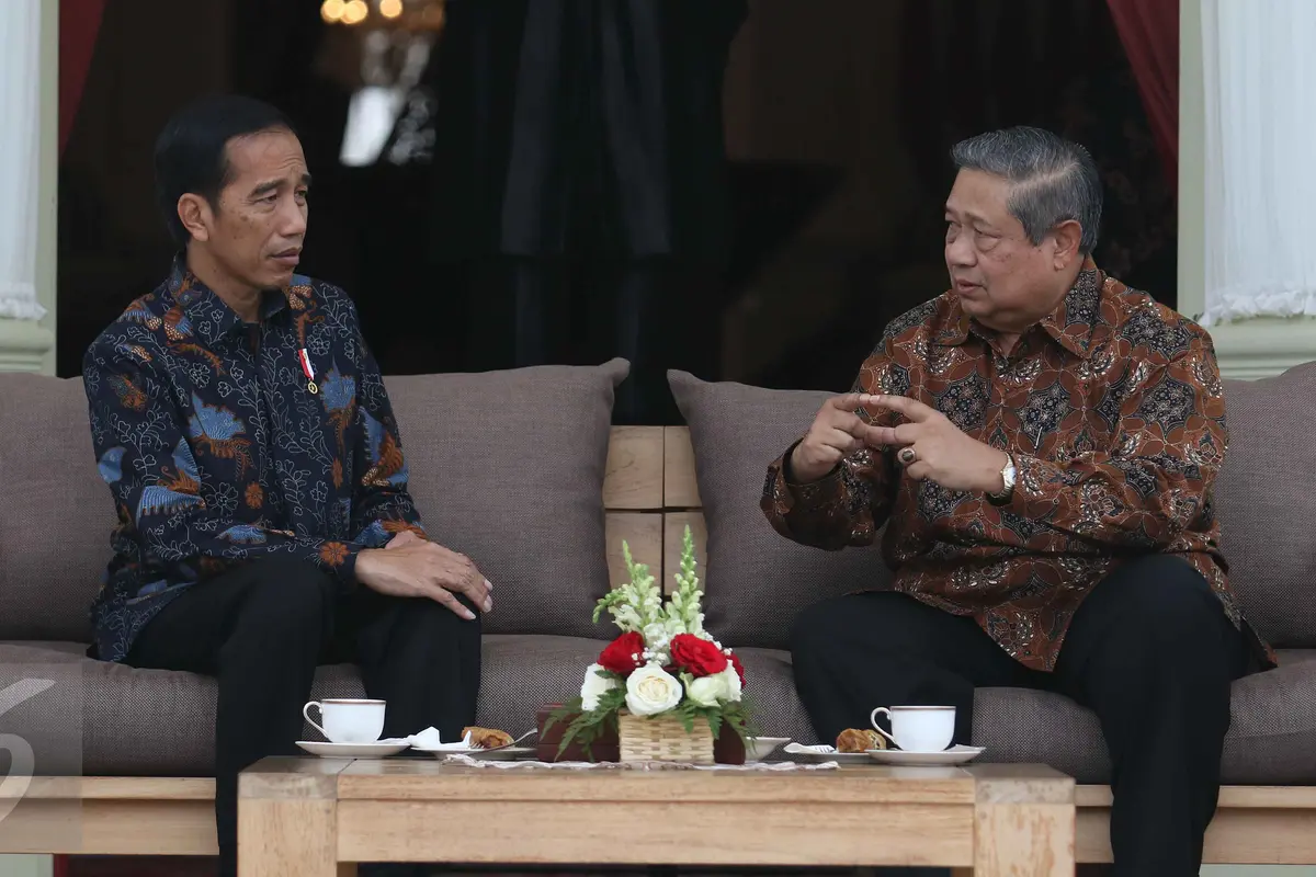 Jokowi Bertemu SBY di Istana 