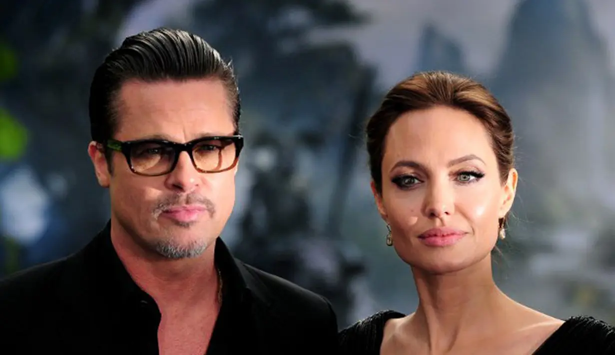 Secara perlahan urusan perceraian Brad Pitt dan Angelina Jolie akan menemukan titik akhirnya. Meski belum dapat dipastikan kapan semua itu akan berakhir dan kebenarannya akan terungkap. (AFP/Bintang.com)