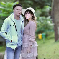 Via Vallen dan Chevra Papinka. (Foto: Instagram @chevra_yo88)