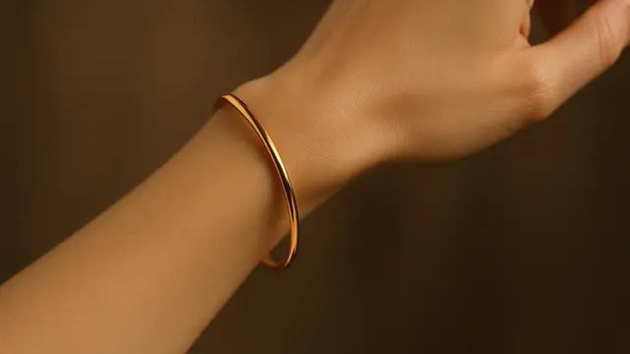 8 Gelang Emas Elegan 2 Gram Desain Mewah Tapi Ringan, Cocok untuk Sehari-hari