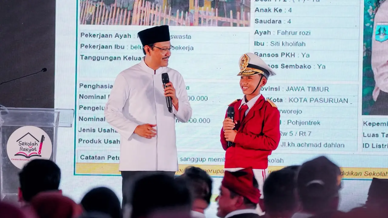 Menteri Sosial Saifullah Yusuf atau Gus Ipul dalam acara Open House Sekolah Rakyat di Pasuruan, Jawa Timur. (Dok: Kemensos)