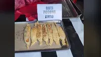 Penampakan roti pocong di Malaysia. (dok. TikTok @yusri_baharin)