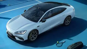 Sasar Anak Muda, Geely Perkenalkan Sedan Listrik Sporty