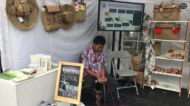 Cerita Lelaki Perajin Anyaman Purun di Festival Indonesia 2019 Oslo