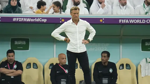 Foto: Lecutan Semangat Pelatih Herve Renard Belum Mampu Loloskan Arab Saudi ke Babak 16 Besar Piala Dunia 2022