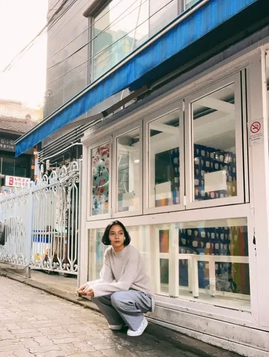 Berbagai potret keseruan selama di Korea Selatan dibagikan Putri Marino ke laman Instagramnya. (Instagram/putrimarino)