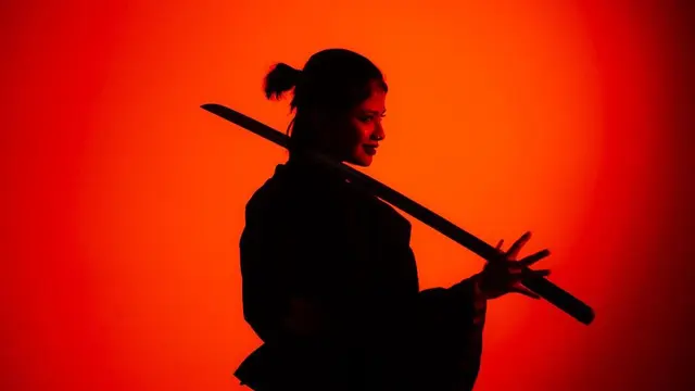 Gaya Pemotretan Sara Fajira Bak Samurai, Curi Perhatian. (Sumber: Instagram/sarafajira)