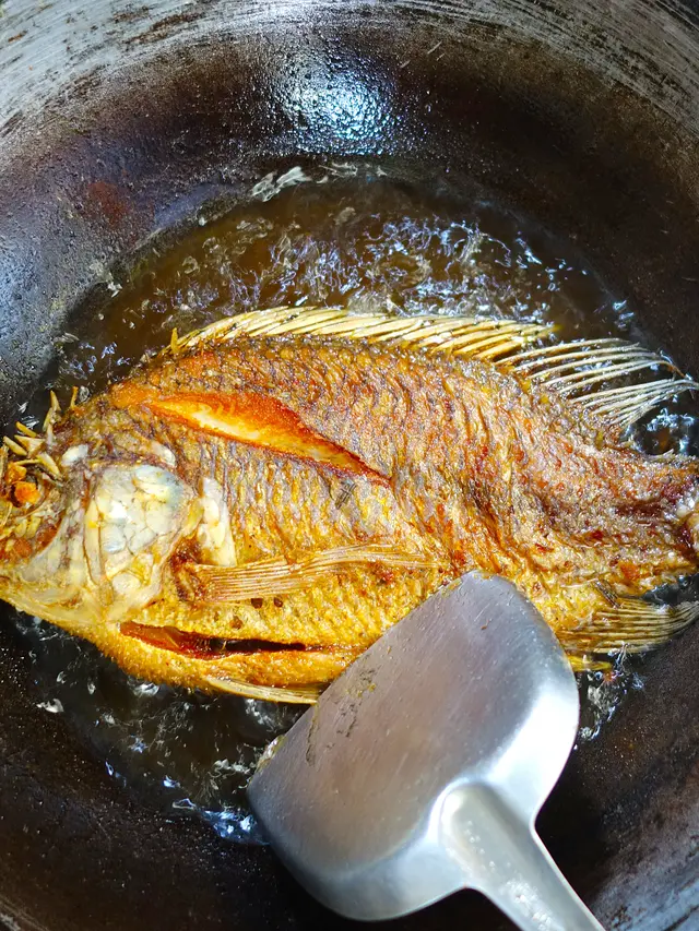 Ikan goreng