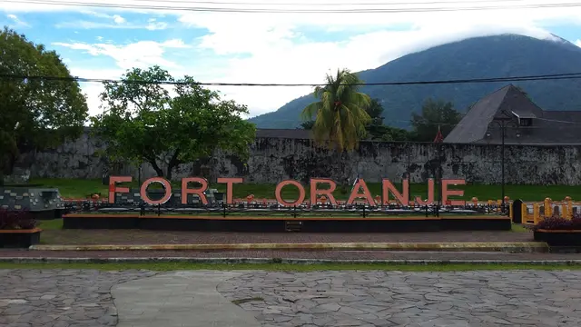 Benteng Oranje Ternate