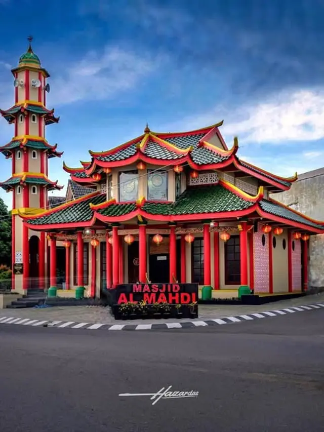 Wisata Religi di Magelang Masjid Al Mahdi