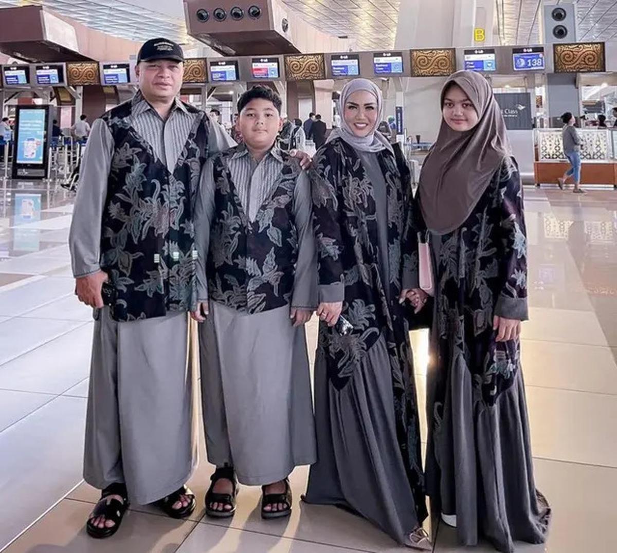 8 Model Gamis Batik Terbaru dengan Padanan Warna Cantik 2025