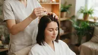 Scalp Treatment: Manfaat, Penyebab, dan Cara Memilih Perawatan Kulit Kepala yang Tepat