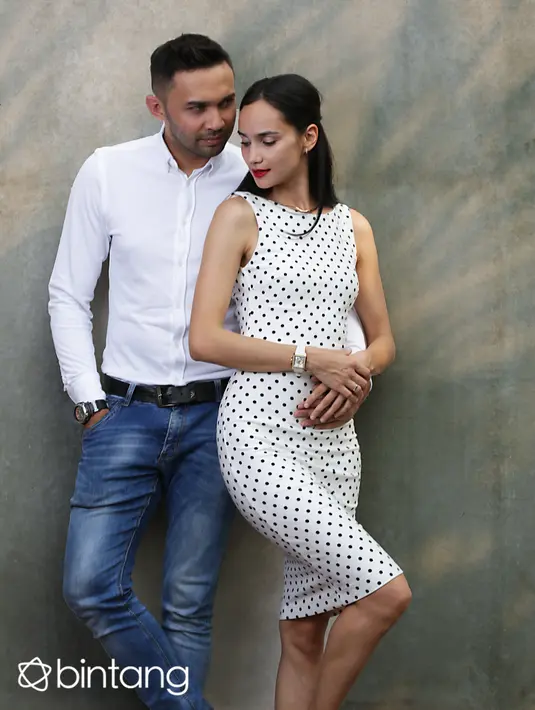 “Semua orang harus peduli agar kasus kekerasan seperti yang terjadi pada Angeline tidak terulang lagi,” ujar pria berdarah Aceh ini di kediamannya di bilangan Ciputat, Tangerang Selatan, pada Sabtu (1/8/2015). (Fathan Rangkuti/Bintang.com)