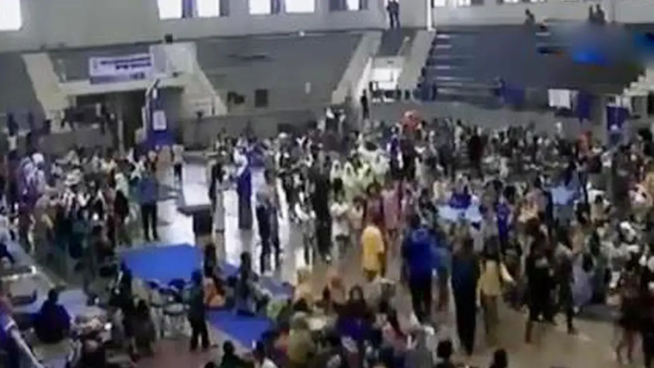 Korban Longsor Sumedang Diungsikan ke GOR Tadjimalela