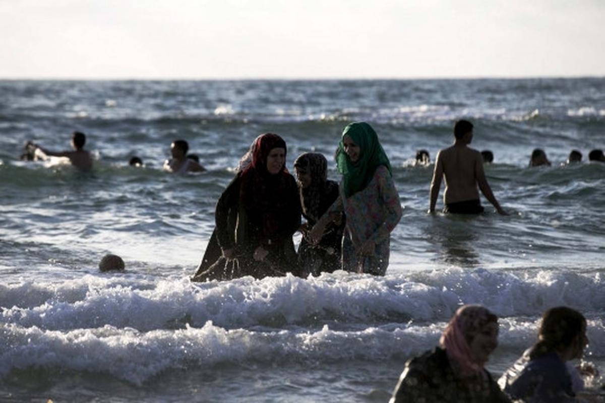 Idul Fitri, ribuan warga Palestina padati pantai-pantai di Israel