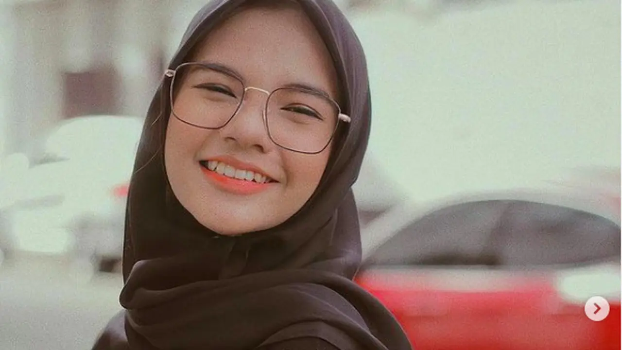 Viral Foto KTP Wanita Kelewat Cantik, Bikin Warganet Kepincut