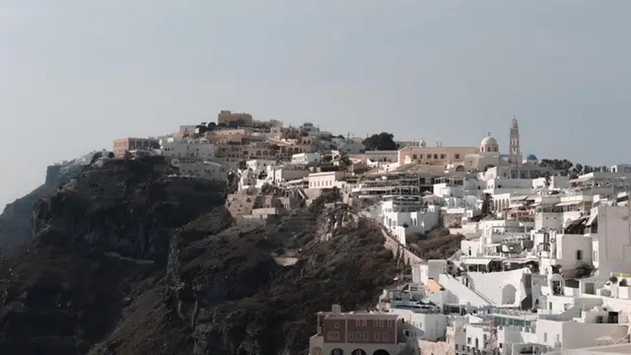 Yunani Umumkan Keadaaan Darurat di Santorini Picu 11.000 Orang Eksodus Massal, Ini Penyebabnya