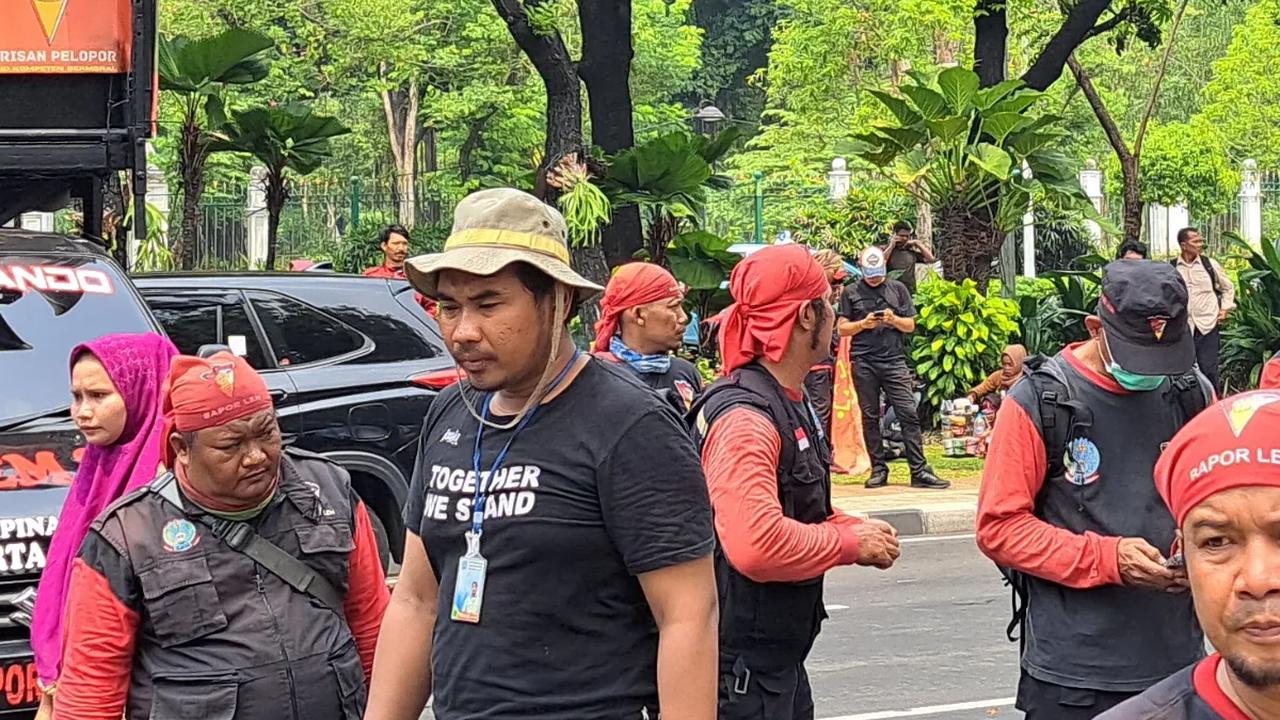 Pemerintah Jelaskan Kenapa UMP 2024 Tak Bisa Naik 15 Persen Sesuai Keinginan Buruh
