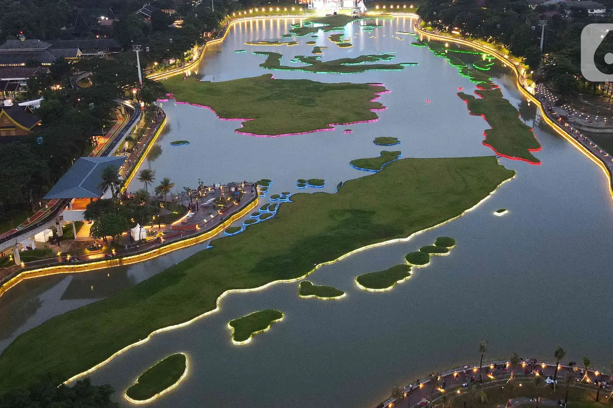 Warna Warni Lampu Miniatur Pulau Pulau di Indonesia