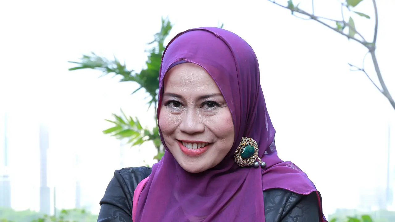 [Bintang] Dewi Yull