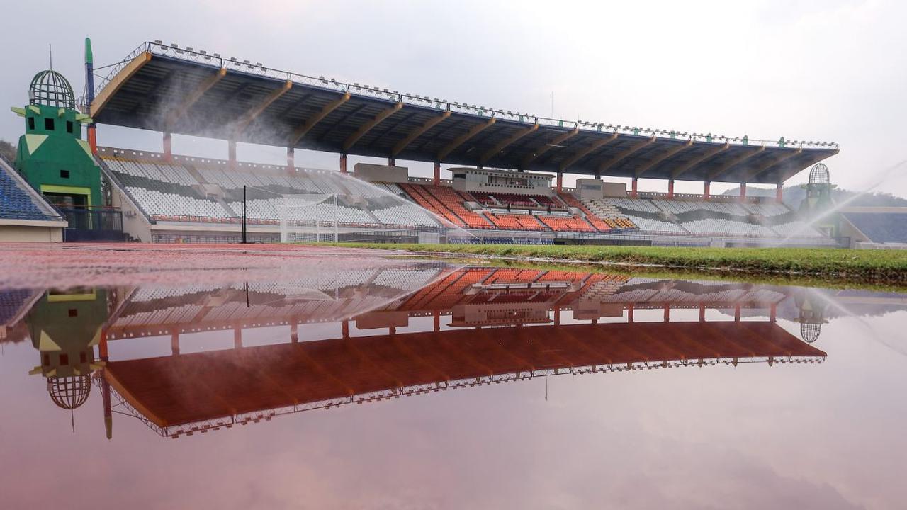 Bola.com berkesempatan mengunjungi Stadion Si Jalak Harupat pada Sabtu (21/10/2023).
