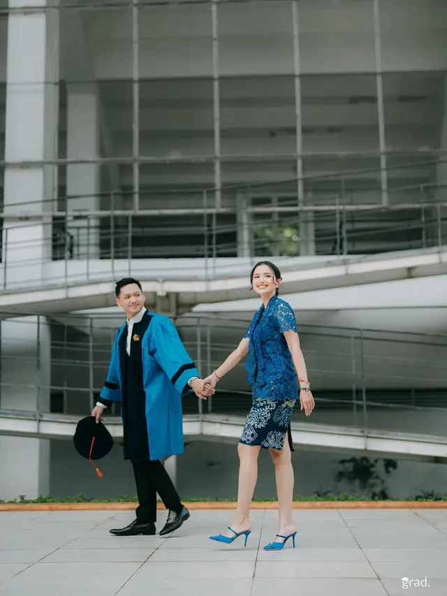 6  Inspirasi Kebaya untuk Pendamping Wisuda dari Kris Dayanti, Ashanty, Aaliyah Massaid, hingga Sarah Menzel