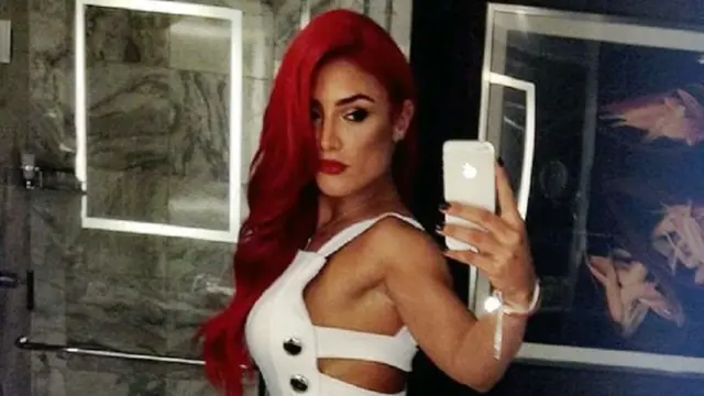 Eva Marie (therichest.com)
