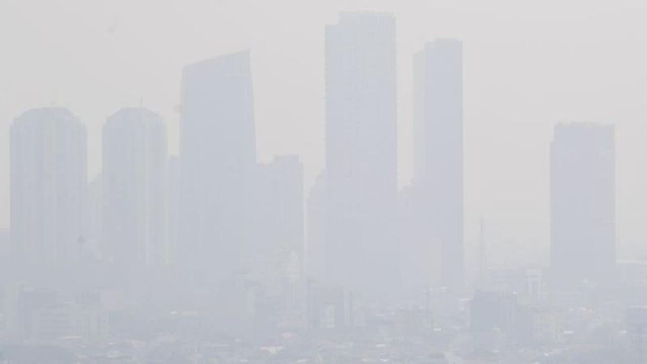 Kualitas Udara Jakarta Minggu Pagi Tidak Sehat, Terburuk Ketiga di Dunia