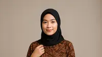 10 Model Tunik Simpel Bernuansa Batik untuk Wanita Dewasa, Ini Pilihan Padu Padan yang Indah di 2025