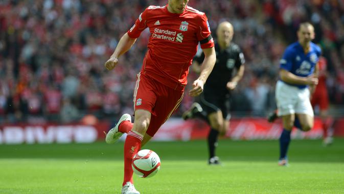 Andy Carroll gagal bersama Liverpool (AFP/Adrian Dennis)