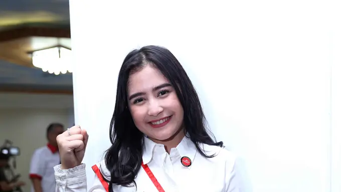 [Bintang] Prilly Latuconsina