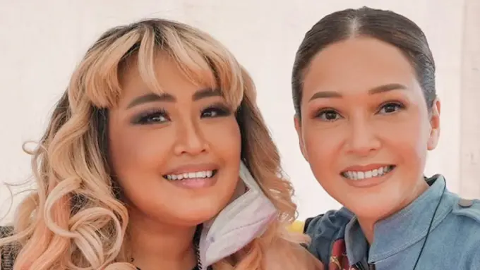 Maia Estianty dan Pinkan Mambo. (Foto: Dok. Instagram @maiaestiantyreal)